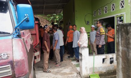 Pemkot Bandar Lampung Lakukan Pengerukan dan Pengangkatan Sedimen Dibeberapa Titik