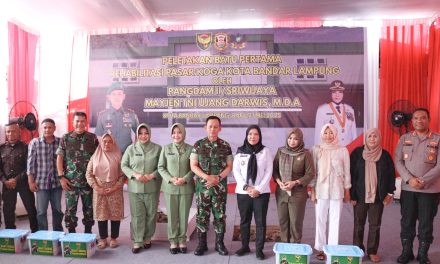 Walikota Badar Lampung Melakukan Seremoni Peletakan Batu Pertama Dalam Proses Revitalisasi Pasar Koga
