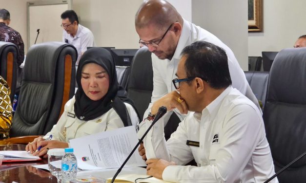 Walikota Bandar Lampung Lakukan Kunjungan Kerja Ke Kantor Kepresidenan RI