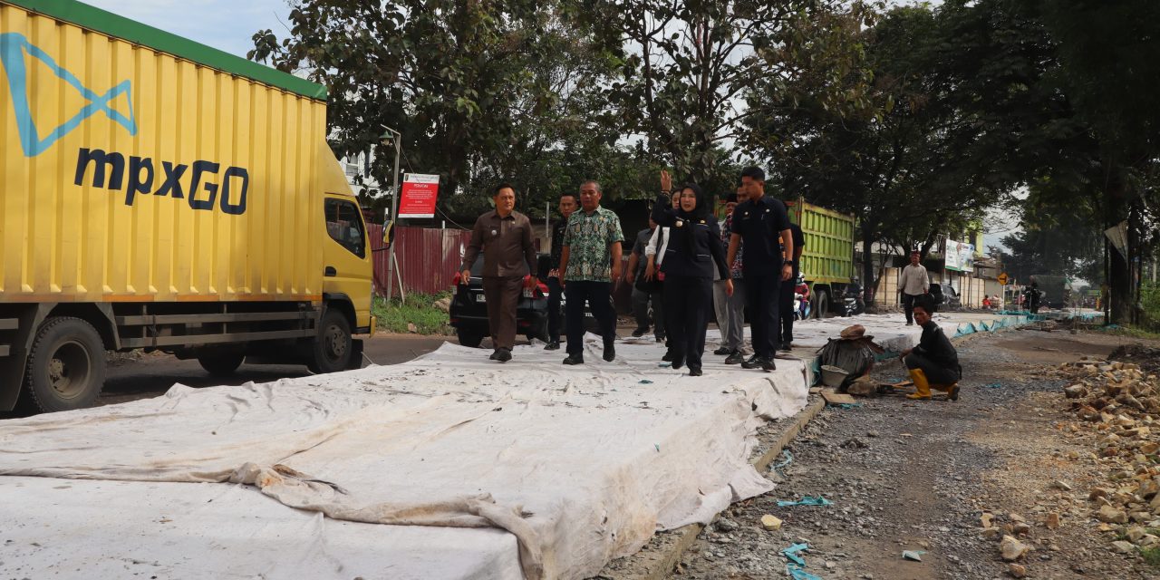 Wali Kota Bandar Lampung Tinjau Langsung Perbaikan Jalan Tirtayasa